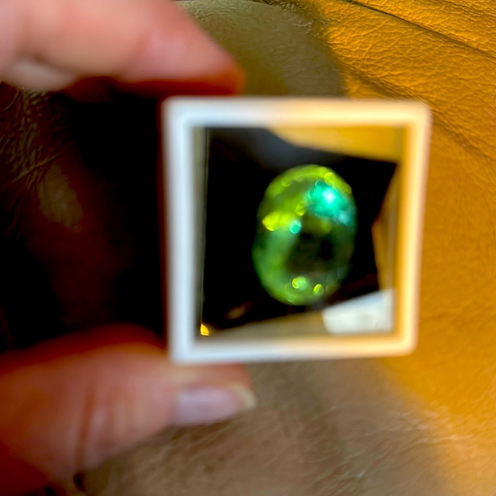 23.40 ct Utah fluorite stone